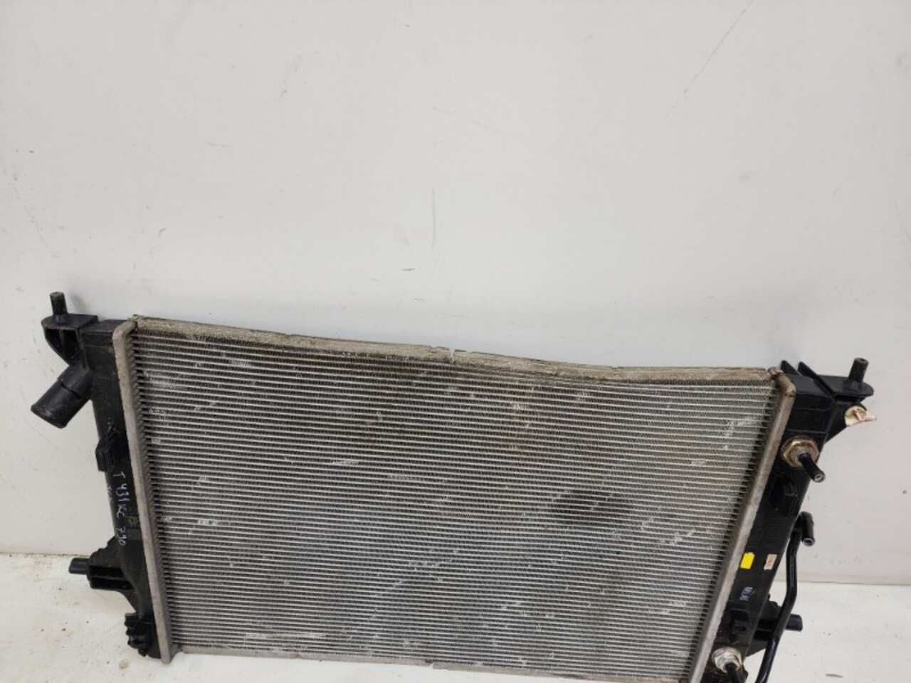 Радиатор охлаждения KIA CERATO 4 2018- БУ 25310M6150 184514