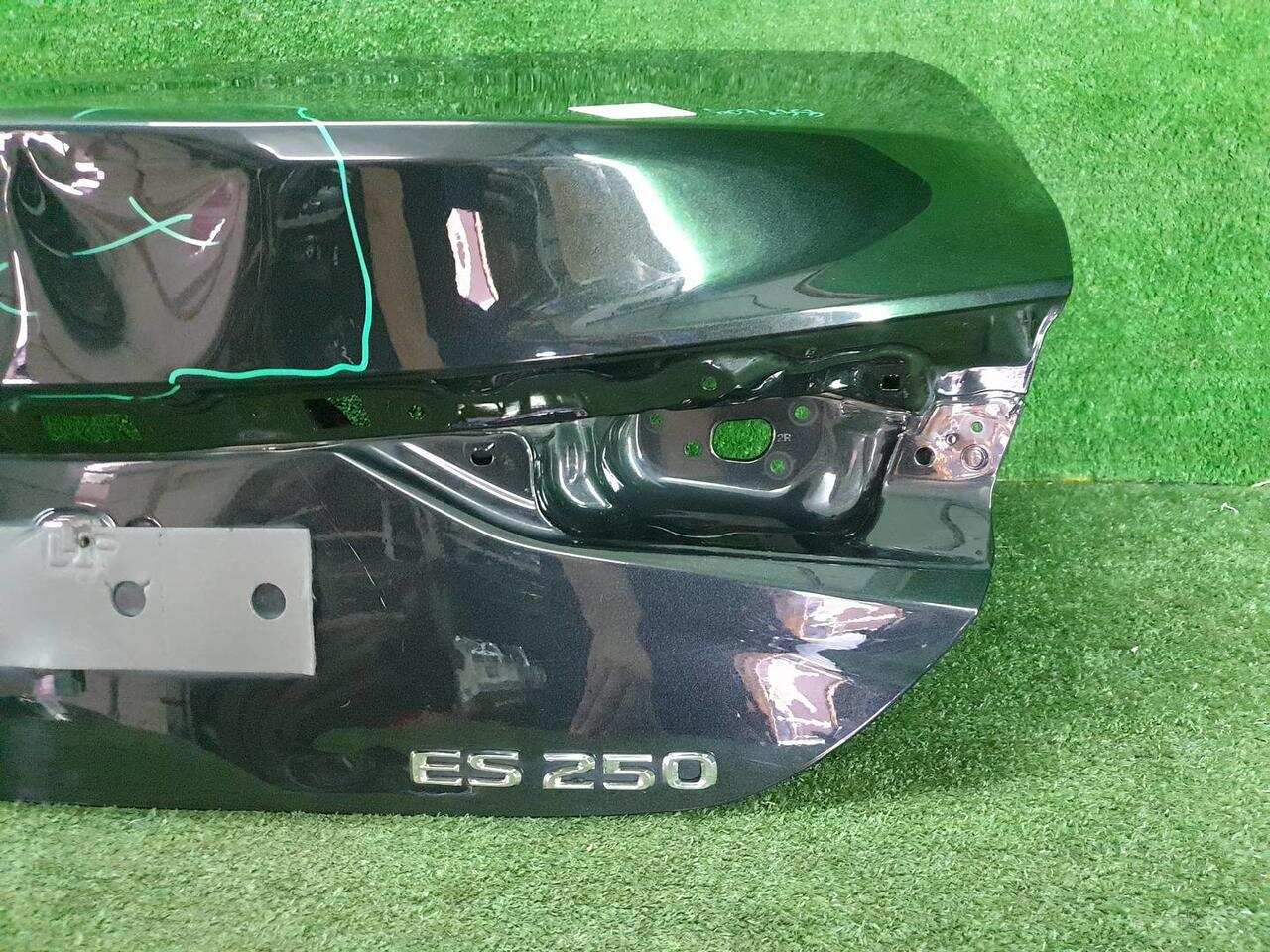 Крышка багажника LEXUS ES 7 (2018-2021) 6440133860 0000006072353
