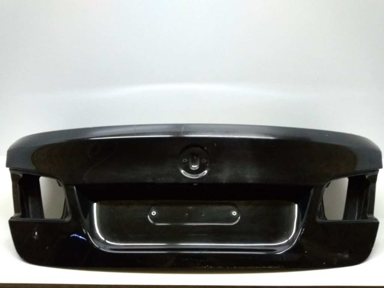 крышка багажника BMW 5ER F10 2010- БУ 41627240552 35971