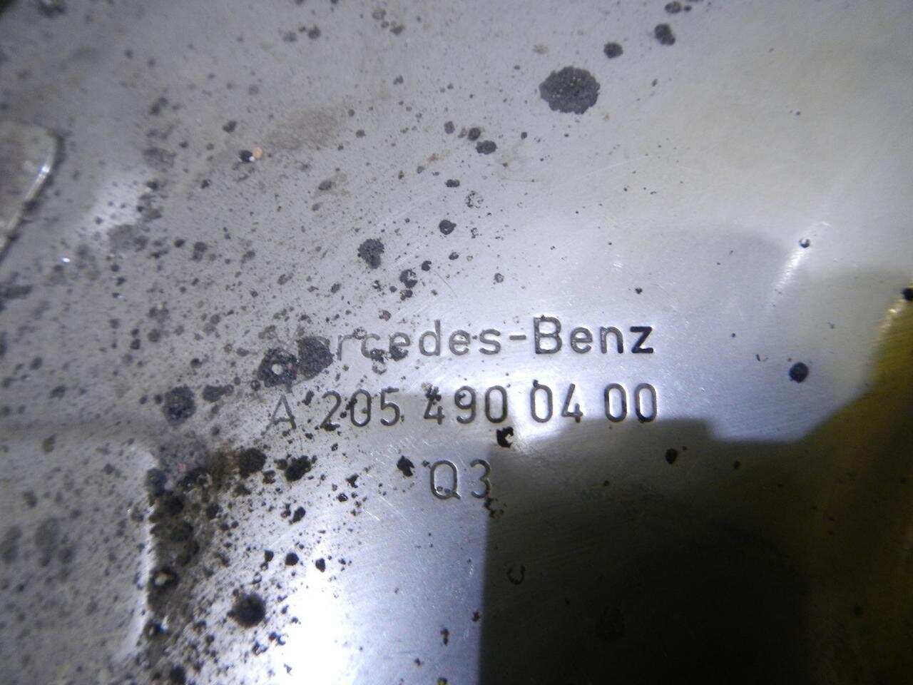 Насадка глушителя правая MERCEDES-BENZ C W205 (2014-2018) A2054900400 0000001491005