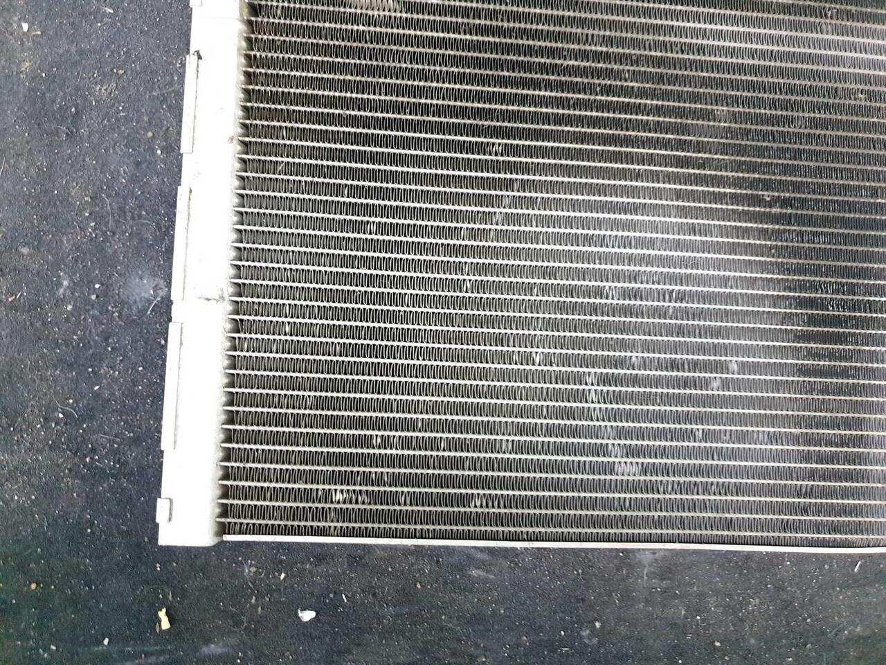 Радиатор охлаждения дополнительный BMW X5 E70 (2006-2010) 17117576273 0000005689095