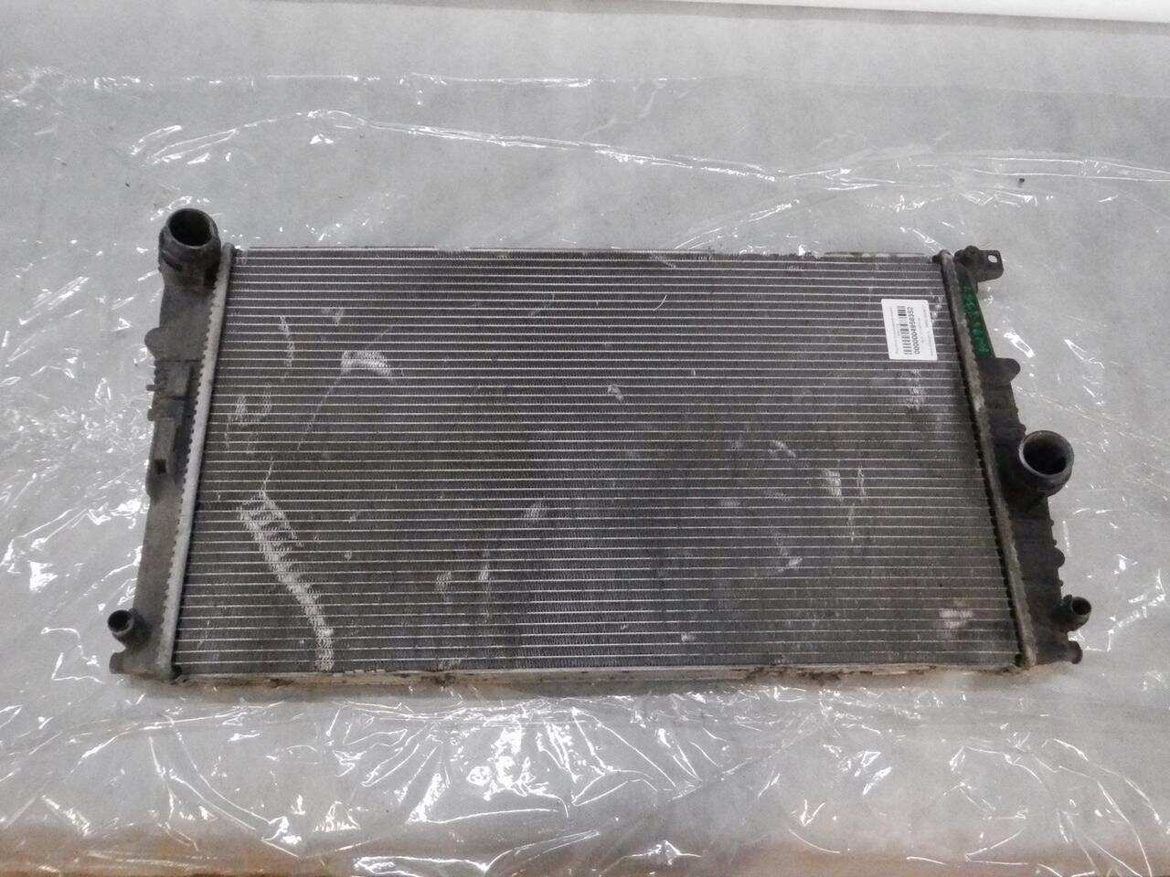 Радиатор охлаждения BMW 3ER F30 (2011-2016) 17118672104 0000004958352