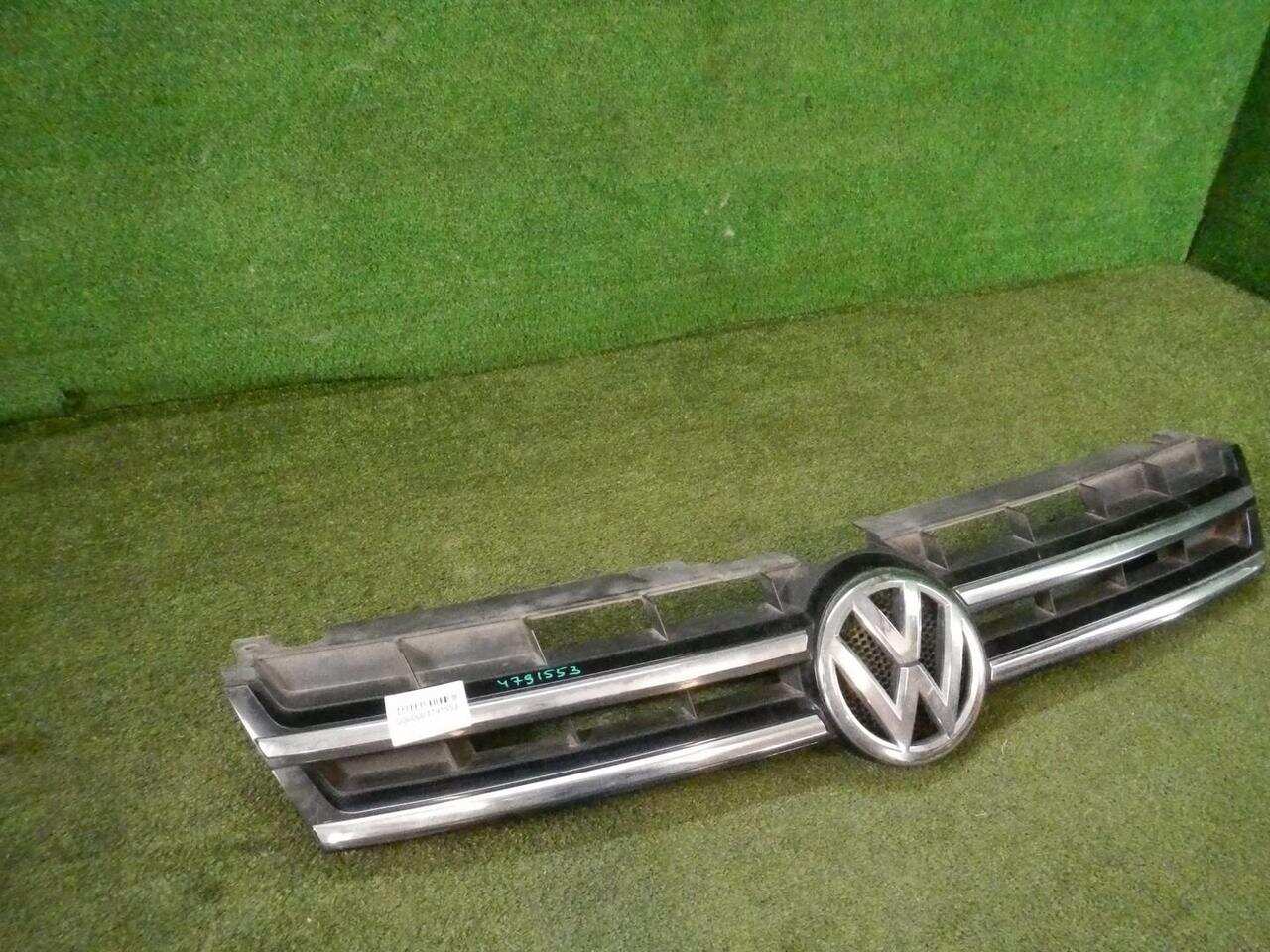 Решетка радиатора VW TOUAREG 2 NF (2010-2014) 7P6853651AZLL 0000004791553