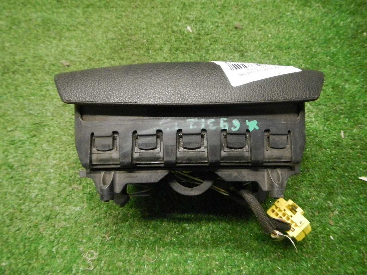 Подушка безопасности в руль VW TRANSPORTER T5 (2003-2009) 7H0880201S 0000001933512