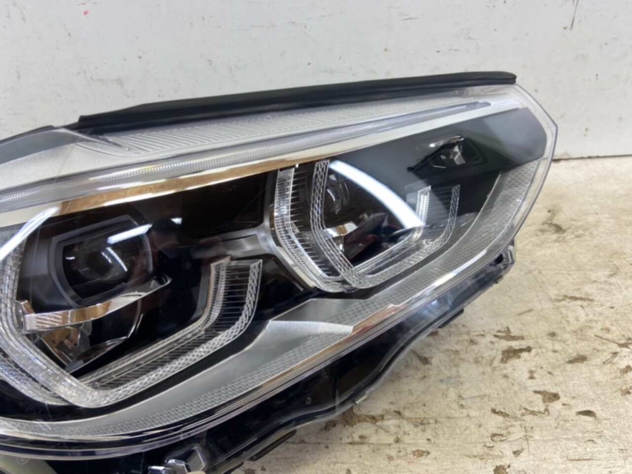 фара Прав. BMW X3 `G01 2018- БУ 63117466132 165558