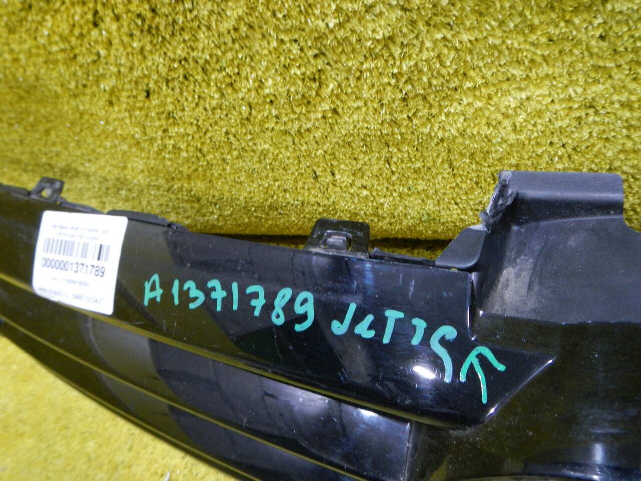 Решетка радиатора VW JETTA 6 (2014-2018) 5C6853651AJZLL 0000001371789