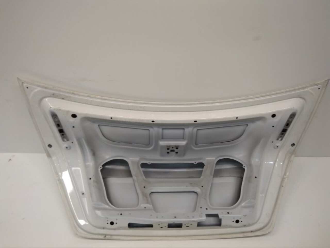 крышка багажника MERCEDES-BENZ C-CLASS W204 2007- Белый БУ A2047500075 36374