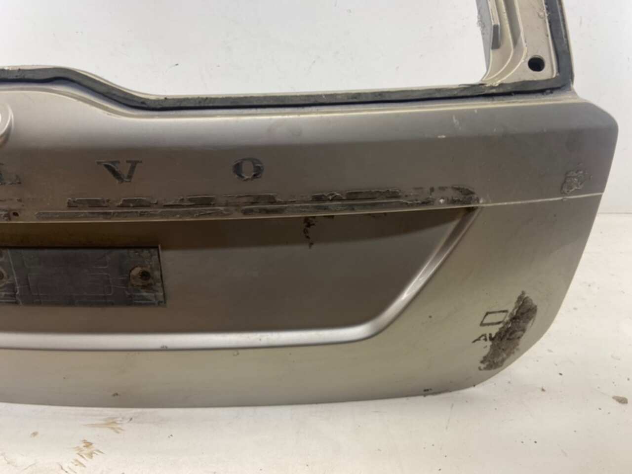 крышка багажника VOLVO XC60 1 2008- БУ 39811096 181814