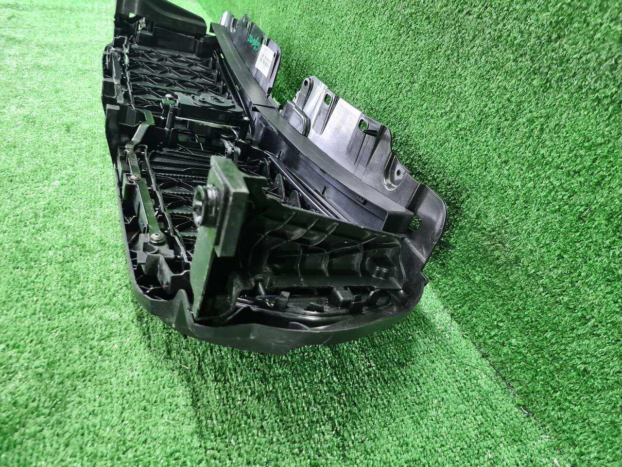 Решетка радиатора BMW 6ER G32 (2020-Н.В.) 51745A218F5 0000006305482