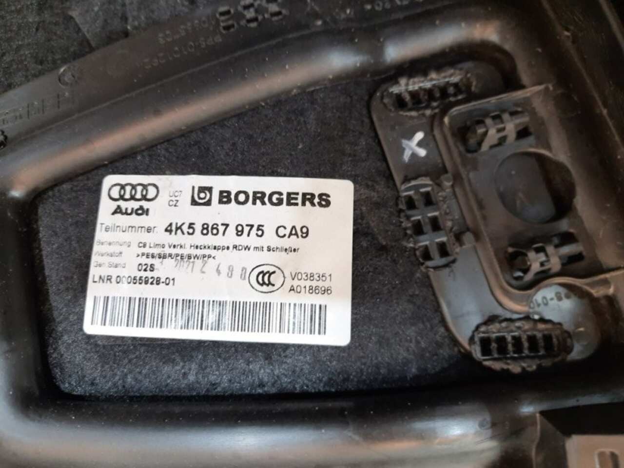 обшивка багажника AUDI A6 C8 2018- БУ 4K5867975CA9 173943