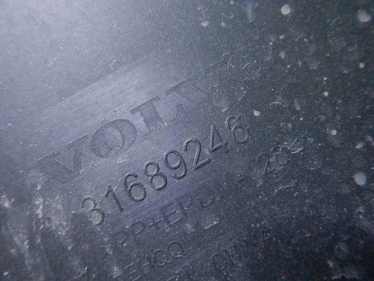Бампер задний VOLVO XC60 2 (2017-2021) 40002329 0000002928395