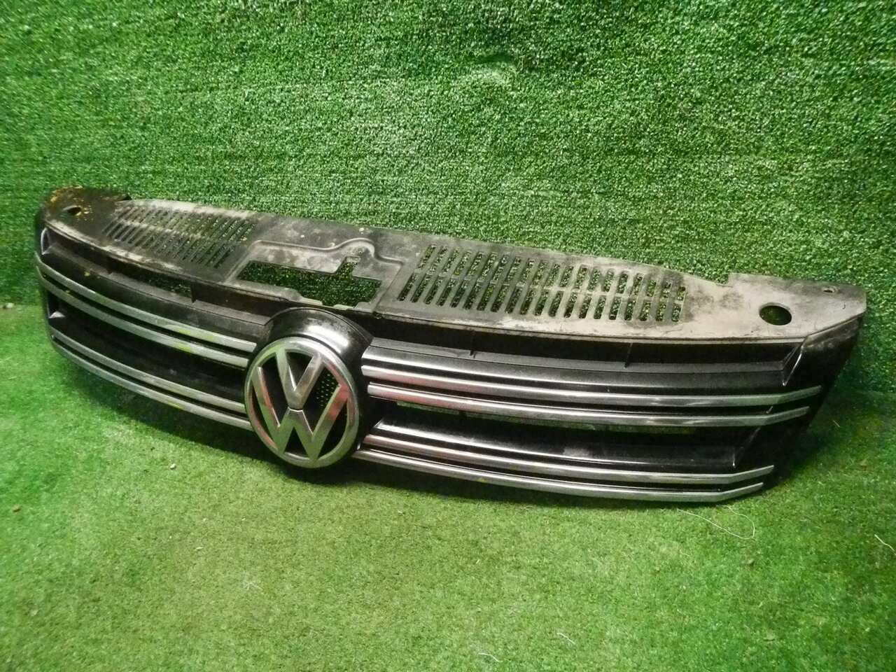 Решетка радиатора VW TIGUAN 1 (2011-2018) 5N0853651J9B9 0000002707099