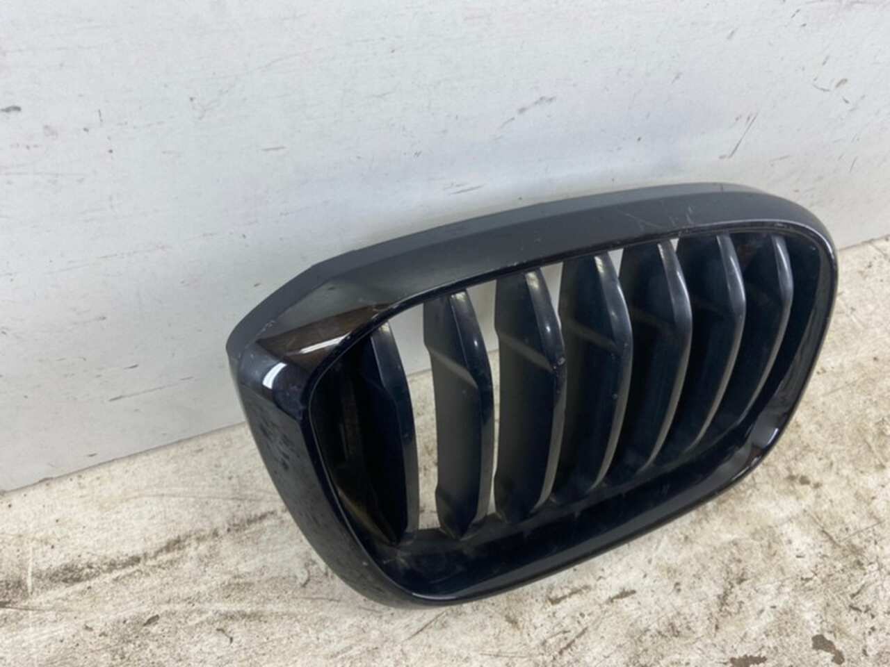 Решетка радиатора Прав. BMW X3 `G01 2018- БУ 51138091726 170146