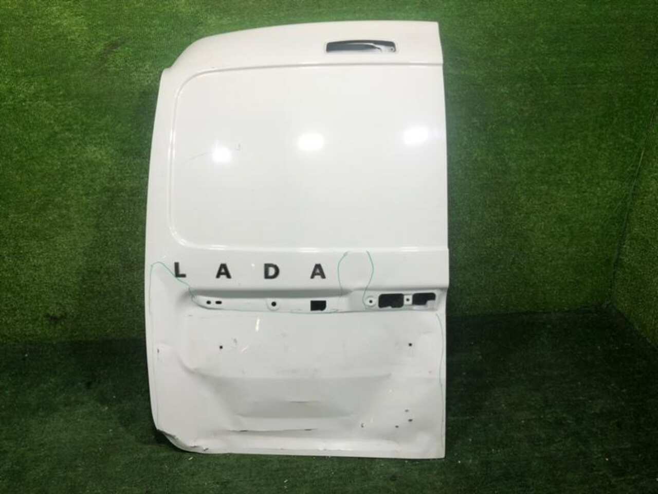 Дверь багажника левая LADA LARGUS (2012-2021) 901010231R D8509